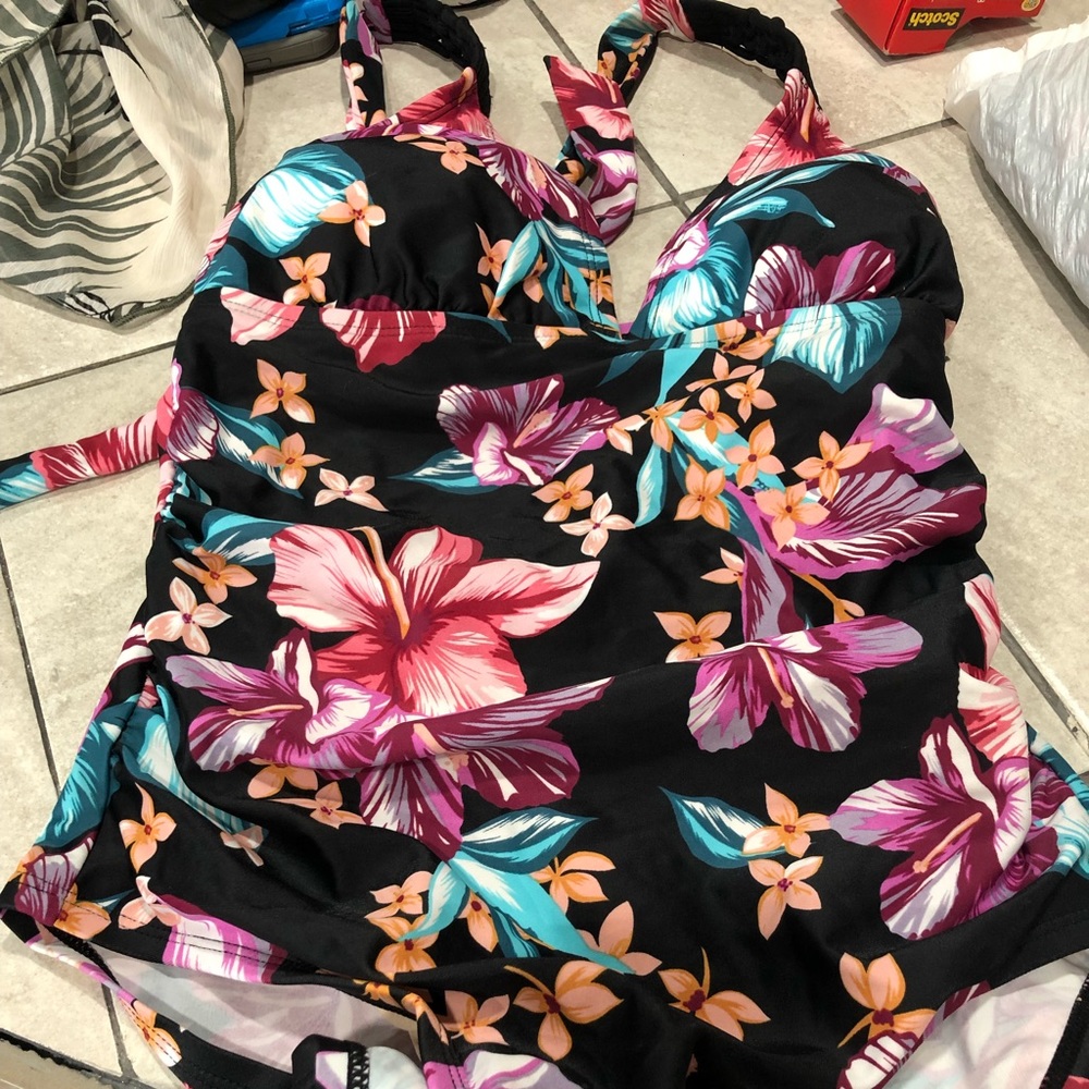 One piece swimsuit